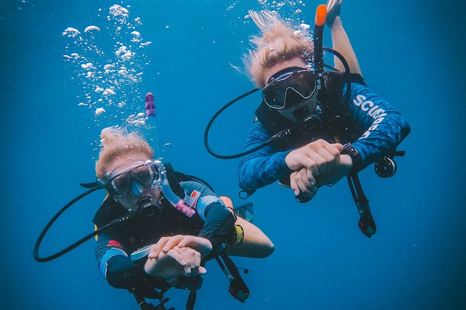 Open Water Course - Small groups and friendly instruction make it easier