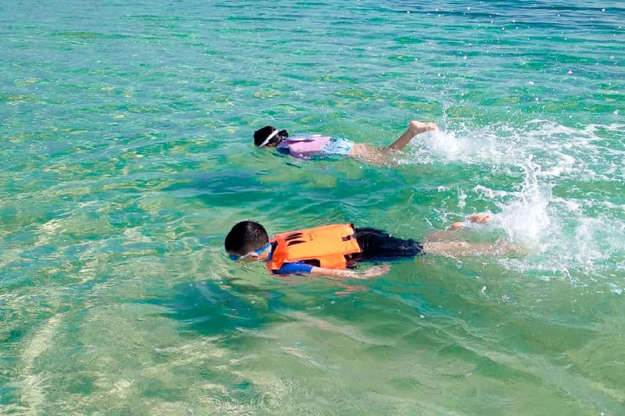 Pattaya: 3-Island Hopping Sunset Yacht & Buffet with Live DJ - Monkey Island (and the Koh Ped name): what to expect from the third stop