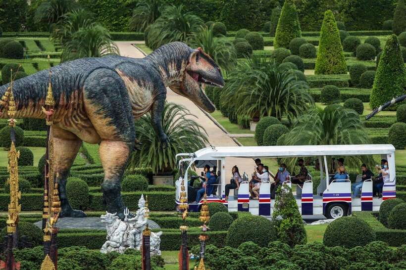 Pattaya: Nong Nooch Tropical Garden Ticket for Foreigners - Getting around inside: shuttle stops, walking, and e-bikes