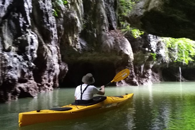 Phang Nga Bay kayaking day trip - The hong lagoon stop: the part many people remember later