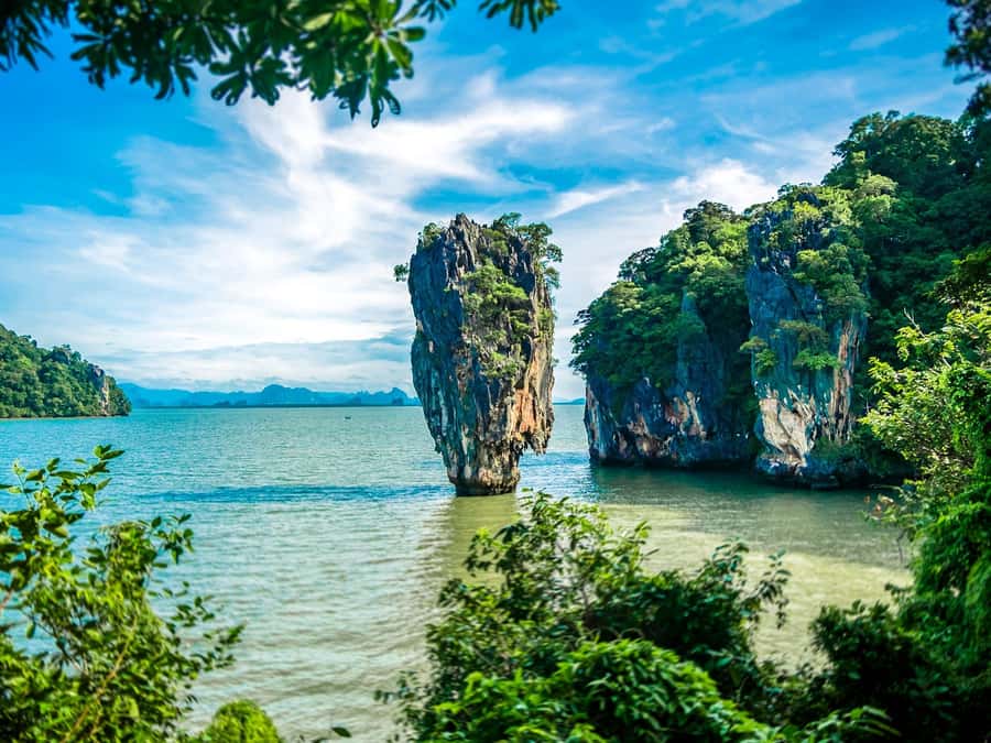 Phang Nga Bay: Longtail Boat Sightseeing Tour - Phang Nga Bay by longtail boat: why the ride matters