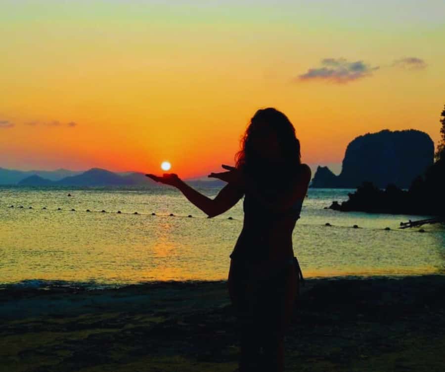 Phi Phi & 4 Islands Sunset tour + Bioluminescent Planktons - Monkey Beach, Bamboo Island, Chicken Island, and Tup Island: Quick Hits with Big Views