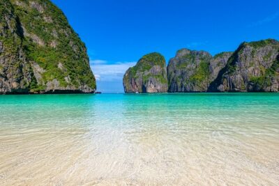 Phi Phi One Day Tour by Speed Boat from Ao Nang, Krabi - Guides Matter: Nadia, Natia, and the Crew Keeping the Day Moving