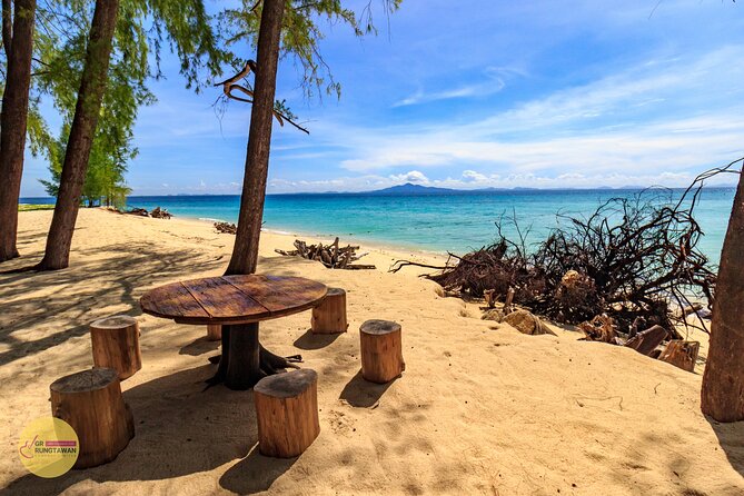 Phi Phi One Day Tour by Speed Boat from Ao Nang, Krabi - Lunch at Phi Phi Don: Halal Buffet That Actually Keeps You Going