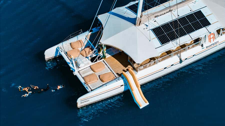 Phuket: Coral and Racha lslands Catamaran Tour with Lunch - Photo spots and 360 views: nets, decks, and sunset light