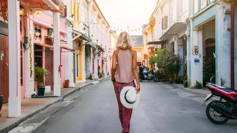 Phuket: Full Day City Tour with Night Market - Sea-view photo stops at Karon and Naka-Kerd