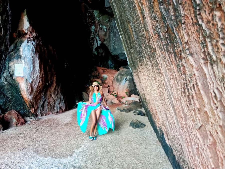 Phuket: James Bond Island by Big Boat with Sea Cave Canoeing - Guides and crew: the difference between a tour and an experience