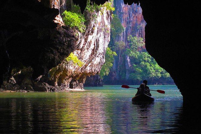 Phuket: James Bond Island by Premium Speedboat with Lunch - Entering the day: speedboat start, marinas, and that waiting-with-coffee part