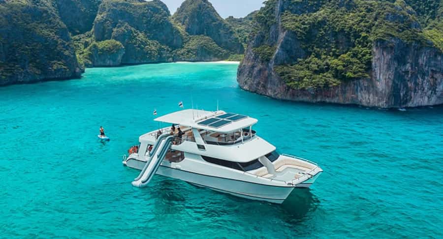 Phuket: James Bond & Phang Nga Bay by Luxury Sunset Yacht - Cruising Phang Nga Bay: the calm between the highlights