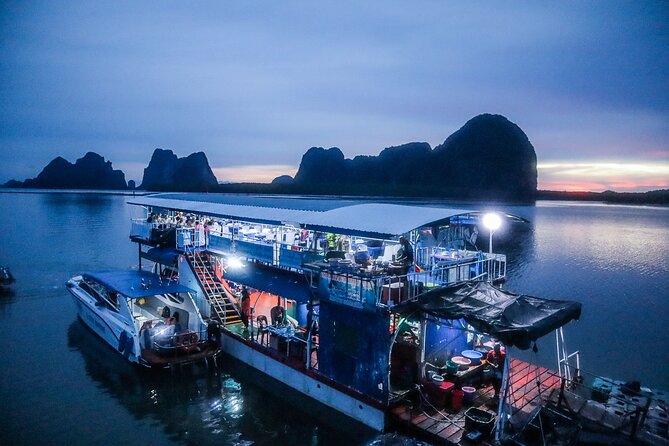 Phuket: Phang Nga Bay Bioluminescent Plankton and Sea Canoes tour - Koh Hong canoeing: why the lagoons look better up close