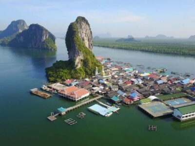 Phuket: Phi Phi & James Bond Island Combo Day Tour w/Lunch - Morning start from Phuket: what the boat day feels like