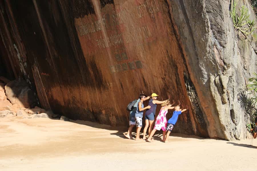 Phuket: Phi Phi & James Bond Island Combo Day Tour w/Lunch - Phang Nga Bay by canoe: where the “story” becomes real