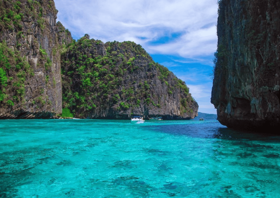 Phuket; Phi Phi, Maya Bay, Bamboo or Khai Island Speedboat - Price and value: is $86 per person a fair deal?