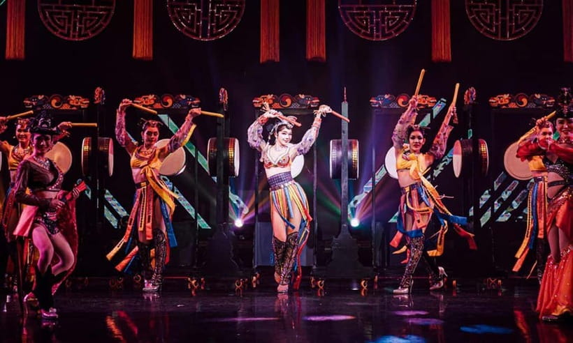Phuket: Simon Cabaret Show Tickets Optional First 3 Rows - The show’s best trick: stage settings that feel like time travel