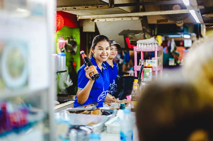 Phuket: Southern Flavours Food Tour with 15+ Tastings - Stop-by-stop tastings: roti with massaman curry, Hokkien noodles, and spring rolls