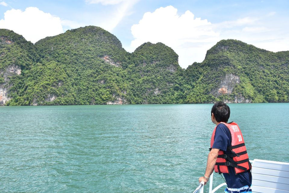 Phuket: Starlight Hong Sea Cave & Glowing Plankton by Kayak - Koh Hong: more caves and more “room” systems