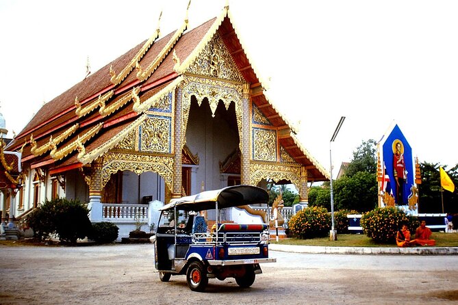 Private Chiang Mai Old City Half Day Tuk Tuk Tour - Wat Phra Singh: Northern Temple Beauty Without the Long Chase