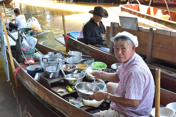 Private Excursion to Floating Market and Ayutthaya World Heritage - Damnoensaduak Floating Market: longtail boats plus real canal views