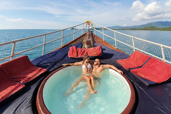 Private Full-Day Red Dragon Yacht to Angthong National Marine Park - Key moments worth marking on your mental map