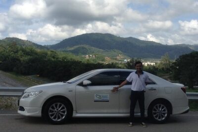 Private PHUKET Arrival Transfer - Phuket Airport to Phuket Hotels - The A/C ride: car vs van and how to handle party size