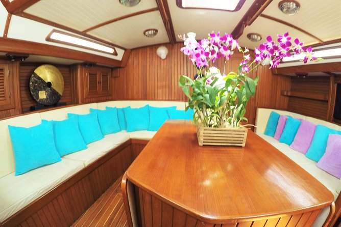 Private Sailing Yacht Charter by Independence from Koh Samui - Food and drinks: the chef-on-a-yacht factor (and why people rave about it)