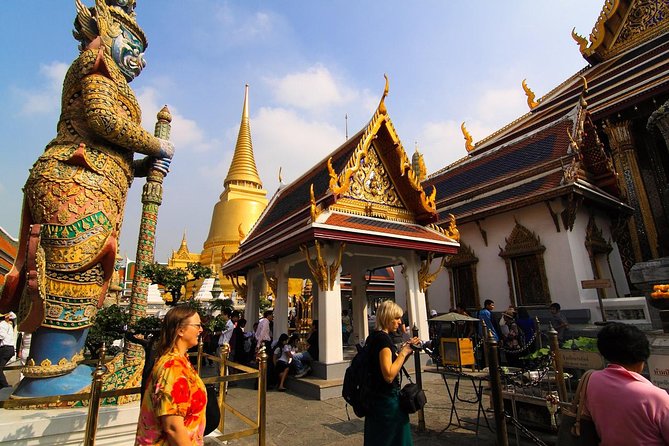Private Tour: Best of Bangkok in A Day - Stop 3: Pak Khlong Flower Talat, Bangkok’s big wholesale flower market