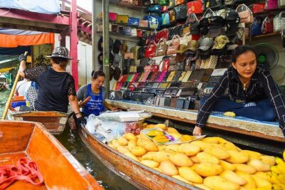 Private Tour: Floating Markets of Damnoen Saduak Cruise Day Trip from Bangkok - The early start and the ride out of Bangkok