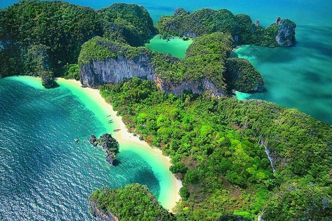 Private Tour to Hong Islands & 4 Islands with Sunset & Night Snorkel - Tup Island: turquoise water and a classic sandy stop