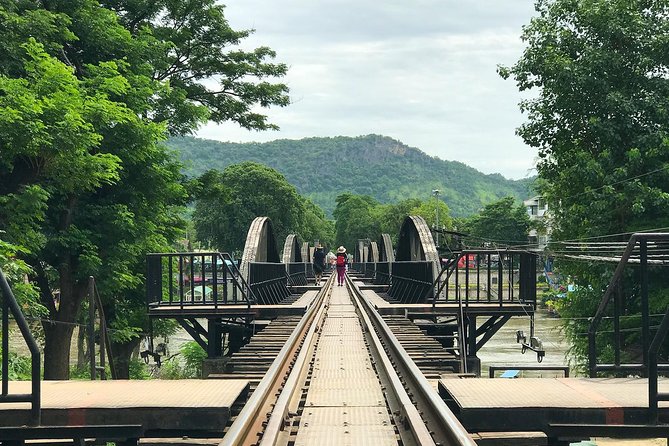 River Kwai Day Tour from Bangkok – History, Scenery & Culture - Stop 5: Wang Po Station Lunch and the Road Back to Bangkok