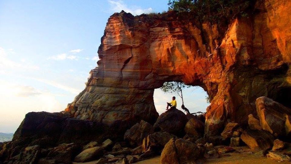 Sea Kayaking in Ao Thalane & Optional Full-Day Hong Island - Sunset and BBQ at Laem Jamoog Kway (if you book that option)