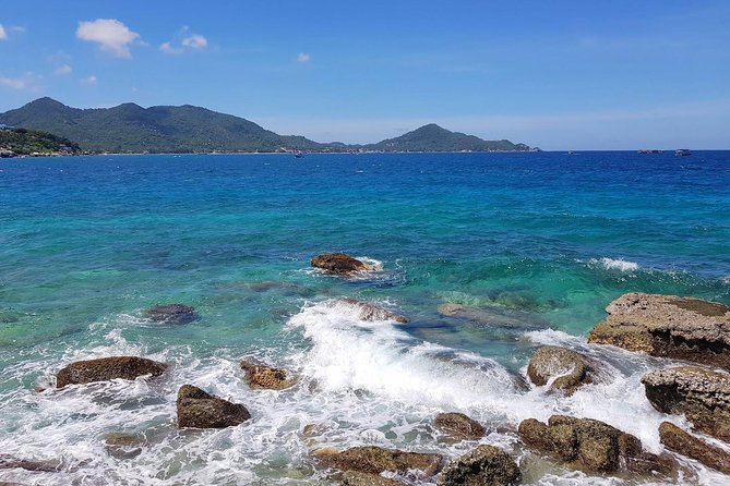 Snorkel Tour to Koh Nangyuan and the hidden bays of Koh Tao onboard the Oxygen - Stop-by-Stop Guide: What Each Bay Offers (and What to Watch For)