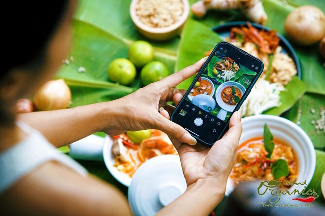 Thai Cooking Class | Since 2012 | Farm to Table - Meeting Chef Lat and Getting Oriented at 10:00