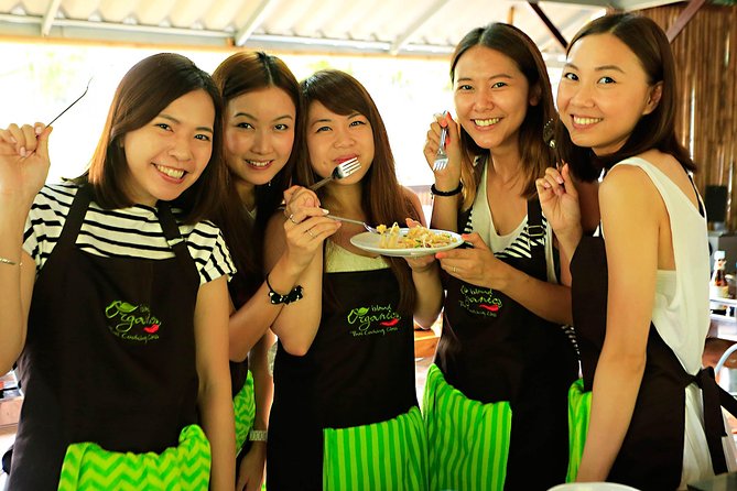 Thai Cooking Class | Since 2012 | Farm to Table - The 4 Traditional Thai Recipes You’ll Cook