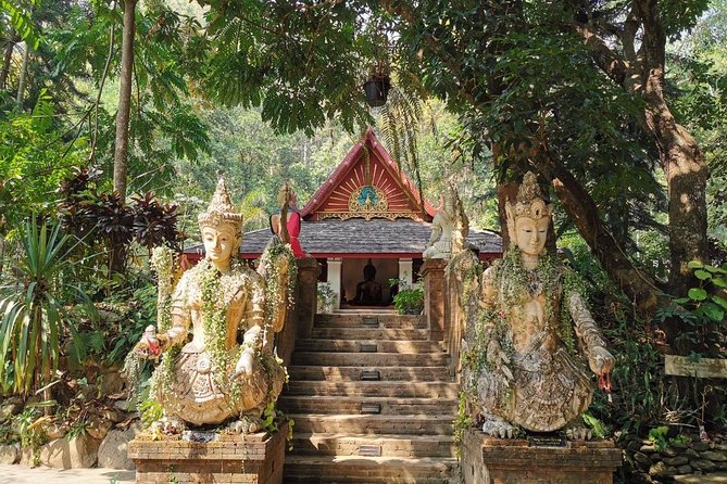The Best City Tour View Points Wat Doi Suthep, Wat Chedi Luang and Wat Pha Lat - Stop 2: Wat Chedi Luang Varavihara and the Earthquake-Era Pagoda