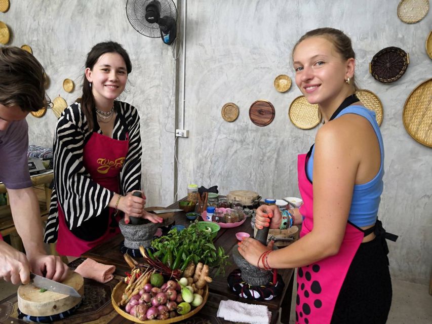 We Cook Thai Home Garden Cooking School - A home-garden Chiang Mai Thai cooking class that feels personal