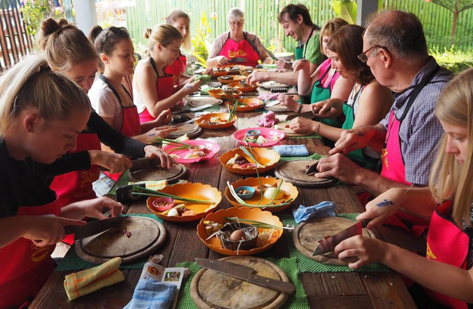 We Cook Thai Home Garden Cooking School - One wok per person and a menu you build yourself