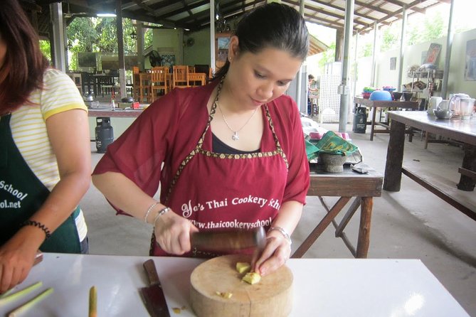 Ya Thai Cookery School Class in Krabi - Ao Nang kitchen life: what a 3-hour class feels like