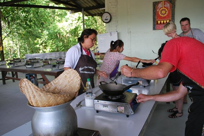 Ya Thai Cookery School Class in Krabi - Price and value: is $45.99 a good deal in Krabi?